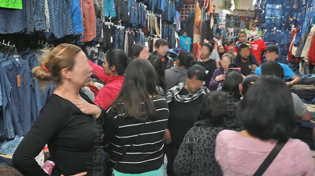 compradores en tianguis